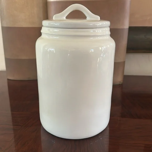 Rae Dunn *NWOT* "More Please" Large Ceramic Canister with Lid - Picture 6 of 13